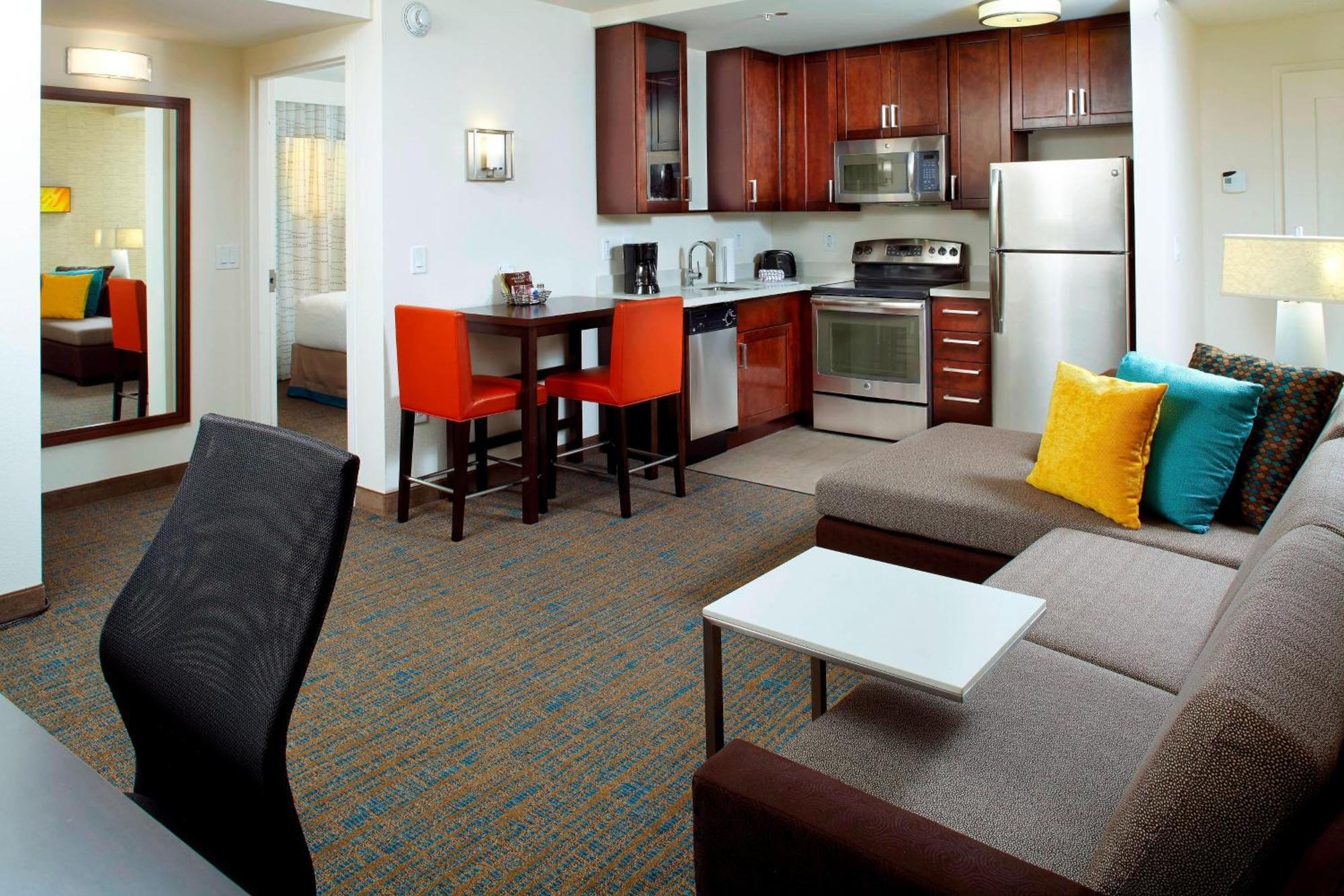Hotel By Marriott Nona Orlando